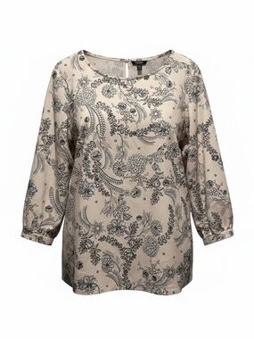Beautiful Women’s Pink patterned blouse with mid length sleeves